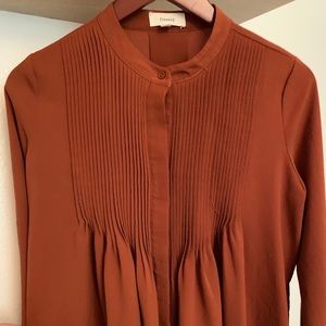 Freeway small long sleeve rust blouse
